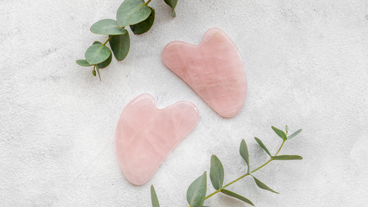 Gua Sha stone rose quarz for facial massage