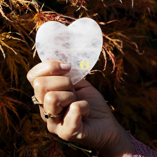 Gua Sha Lift Heart Rose Quartz - Bodhi Naturae
